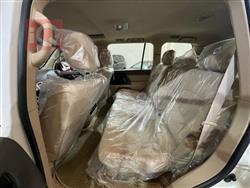 تۆیۆتا لاند کروزەر